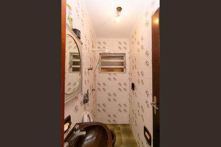 Casa à venda com 280m², 3 quartos e 5 vagas Casa à venda com 280m², 3 quartos e 5 vagasBanheiro de serviço