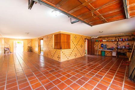 Casa à venda com 280m², 3 quartos e 5 vagas Casa à venda com 280m², 3 quartos e 5 vagasÁrea comum