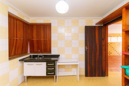 Casa à venda com 280m², 3 quartos e 5 vagas Casa à venda com 280m², 3 quartos e 5 vagasEdícula