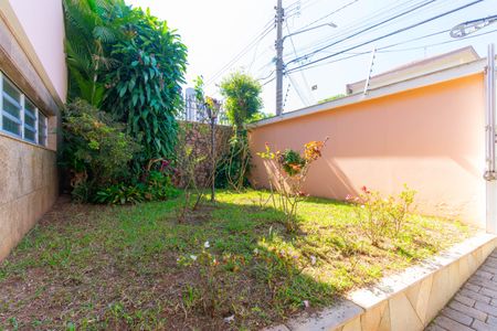 Casa à venda com 280m², 3 quartos e 5 vagas Casa à venda com 280m², 3 quartos e 5 vagasÁrea comum