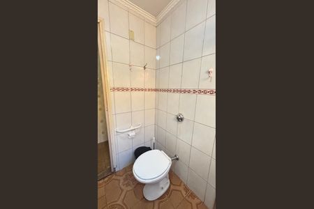 Casa à venda com 157m², 3 quartos e 2 vagas Casa à venda com 157m², 3 quartos e 2 vagasBanheiro
