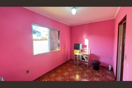 Casa à venda com 157m², 3 quartos e 2 vagas Casa à venda com 157m², 3 quartos e 2 vagasQuarto 3
