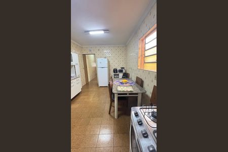 Casa à venda com 157m², 3 quartos e 2 vagas Casa à venda com 157m², 3 quartos e 2 vagasCozinha