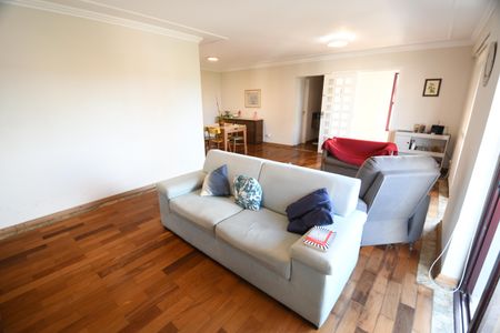 Apartamento à venda com 136m², 3 quartos e 2 vagasSala