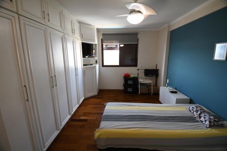 Apartamento à venda com 136m², 3 quartos e 2 vagasQuarto 3 - Suíte