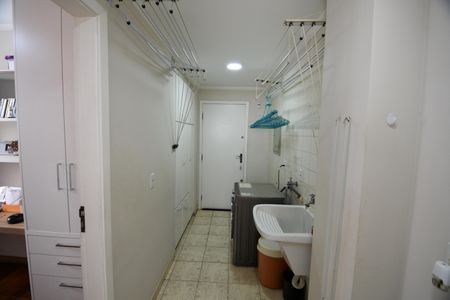 Apartamento à venda com 136m², 3 quartos e 2 vagasÁrea de Serviço