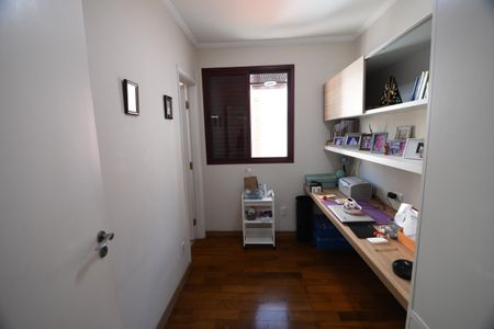 Apartamento à venda com 136m², 3 quartos e 2 vagasQuarto de Serviço