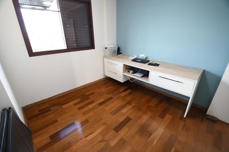 Apartamento à venda com 136m², 3 quartos e 2 vagasQuarto 2