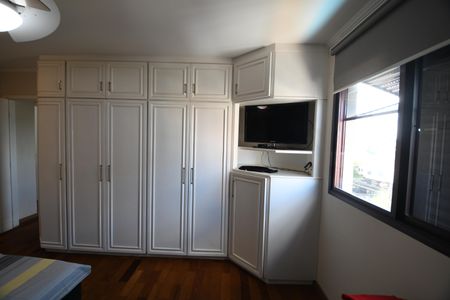 Apartamento à venda com 136m², 3 quartos e 2 vagasQuarto 3 - Suíte
