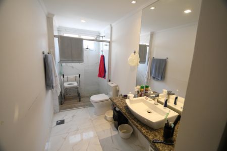 Apartamento à venda com 136m², 3 quartos e 2 vagasBanheiro 1
