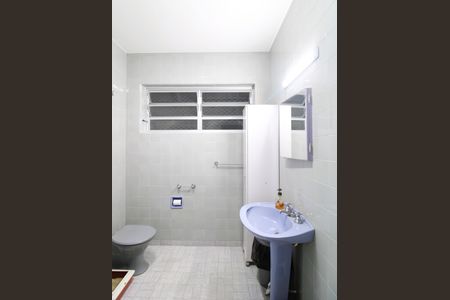 Casa à venda com 87m², 2 quartos e sem vagaBanheiro