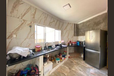 Casa à venda com 168m², 3 quartos e 1 vaga Casa à venda com 168m², 3 quartos e 1 vagaCozinha