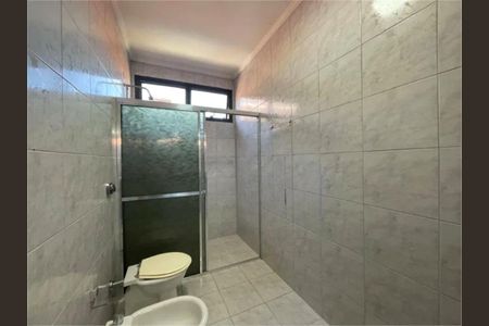 Casa à venda com 310m², 4 quartos e 6 vagas
