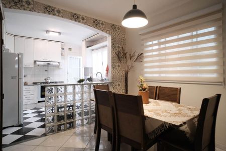 Casa à venda com 190m², 4 quartos e 2 vagasCozinha