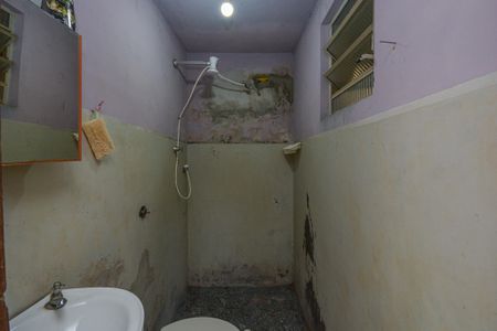 Casa à venda com 334m², 3 quartos e 4 vagas Casa à venda com 334m², 3 quartos e 4 vagasBanheiro de serviço