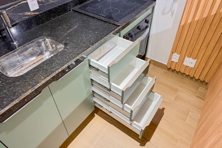 Studio à venda com 28m², 1 quarto e sem vaga Studio à venda com 28m², 1 quarto e sem vagaCozinha