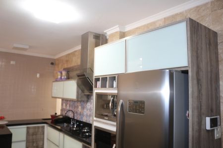 Casa à venda com 135m², 2 quartos e 2 vagasCozinha