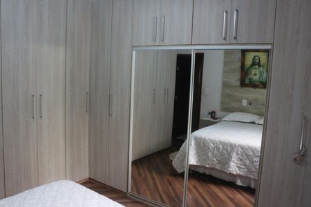 Casa à venda com 135m², 2 quartos e 2 vagasQuarto 1