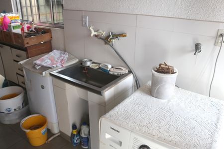 Casa à venda com 135m², 2 quartos e 2 vagasÁrea de Serviço