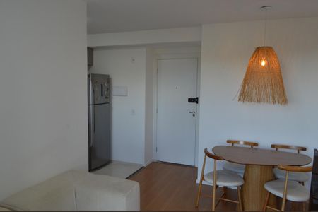 Apartamento à venda com 46m², 2 quartos e 1 vaga Apartamento à venda com 46m², 2 quartos e 1 vagaSala