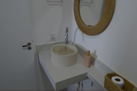 Apartamento à venda com 46m², 2 quartos e 1 vaga Apartamento à venda com 46m², 2 quartos e 1 vagaBanheiro