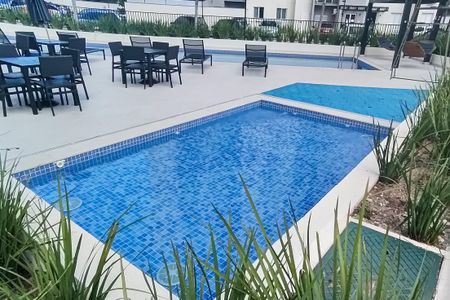 Apartamento à venda com 46m², 2 quartos e 1 vaga Apartamento à venda com 46m², 2 quartos e 1 vagaÁrea comum - Piscina