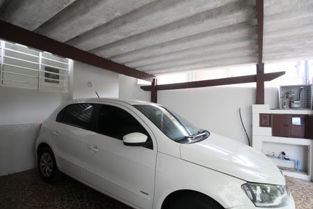 Casa à venda com 70m², 2 quartos e 2 vagasGaragem