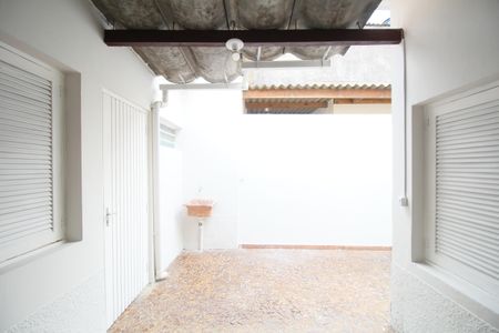 Casa à venda com 70m², 2 quartos e 2 vagasÁrea comum