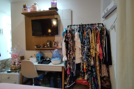 Apartamento à venda com 114m², 4 quartos e 2 vagas Apartamento à venda com 114m², 4 quartos e 2 vagasSuíte 3