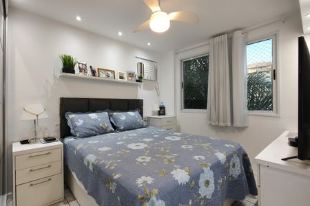 Apartamento à venda com 114m², 4 quartos e 2 vagas Apartamento à venda com 114m², 4 quartos e 2 vagasSuíte