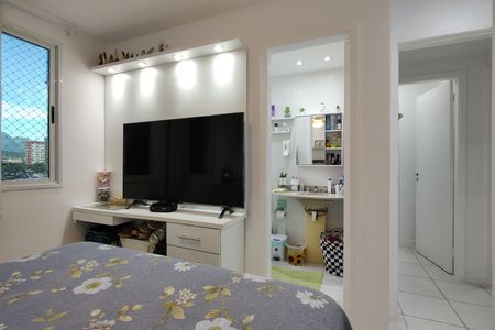 Apartamento à venda com 114m², 4 quartos e 2 vagas Apartamento à venda com 114m², 4 quartos e 2 vagasSuíte