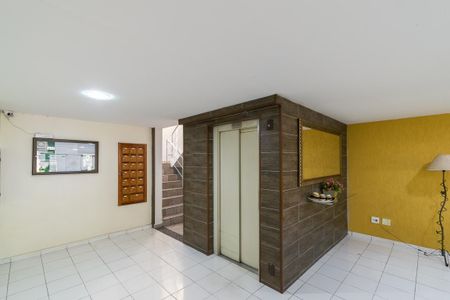 Apartamento à venda com 74m², 3 quartos e 1 vaga Apartamento à venda com 74m², 3 quartos e 1 vagaÁrea comum