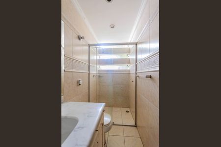 Casa à venda com 350m², 4 quartos e 4 vagas Casa à venda com 350m², 4 quartos e 4 vagasBanheiro da Suíte 1