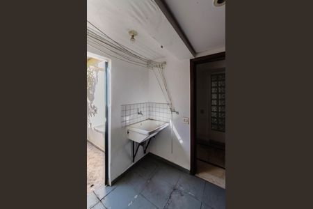 Casa à venda com 350m², 4 quartos e 4 vagas Casa à venda com 350m², 4 quartos e 4 vagasÁrea de Serviço