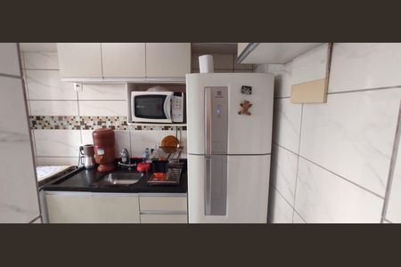 Apartamento à venda com 46m², 2 quartos e 1 vaga Apartamento à venda com 46m², 2 quartos e 1 vagaCozinha e Área de Serviço