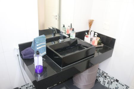 Apartamento à venda com 160m², 2 quartos e 1 vagaBanheiro da Suíte 1
