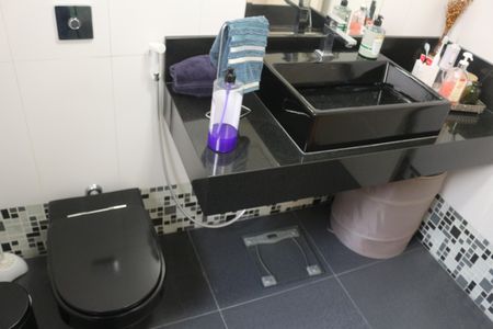 Apartamento à venda com 160m², 2 quartos e 1 vagaBanheiro da Suíte 1