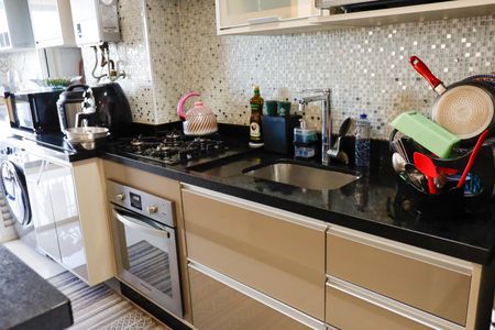 Apartamento à venda com 60m², 2 quartos e 1 vaga Apartamento à venda com 60m², 2 quartos e 1 vagaCozinha