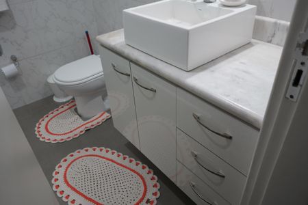 Casa à venda com 290m², 3 quartos e 4 vagasBanheiro Suíte 1 