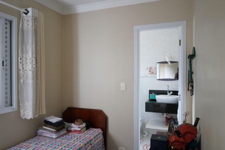 Casa à venda com 290m², 3 quartos e 4 vagasSuíte 2 