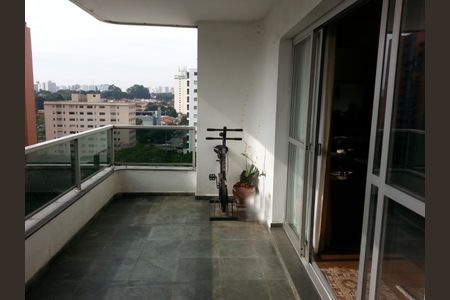 Apartamento à venda com 220m², 4 quartos e 4 vagas Apartamento à venda com 220m², 4 quartos e 4 vagasFoto 04