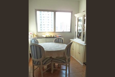 Apartamento à venda com 220m², 4 quartos e 4 vagas Apartamento à venda com 220m², 4 quartos e 4 vagasFoto 15