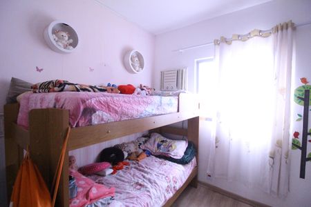 Casa de condomínio à venda com 60m², 3 quartos e 1 vagaQuarto 2