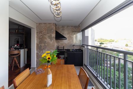 Apartamento à venda com 89m², 2 quartos e 1 vaga Apartamento à venda com 89m², 2 quartos e 1 vagaVaranda gourmet