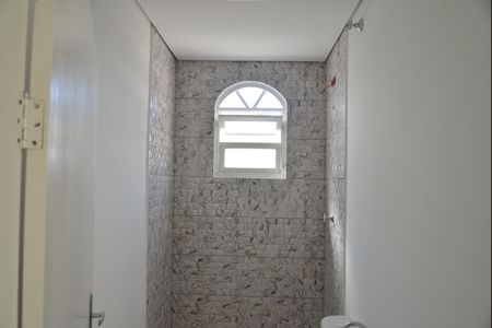 Casa à venda com 143m², 2 quartos e 2 vagasBanheiro Social