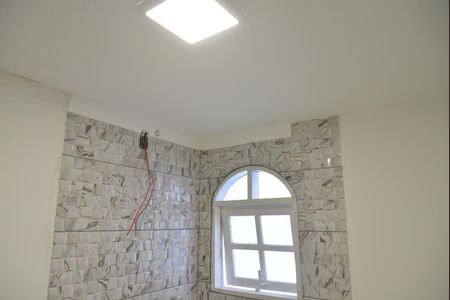 Casa à venda com 143m², 2 quartos e 2 vagasBanheiro da Suíte