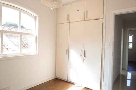 Casa à venda com 350m², 3 quartos e 3 vagasQuarto 2