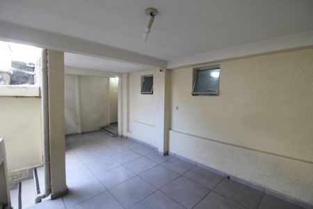 Casa à venda com 150m², 3 quartos e 2 vagasÁrea de Serviço