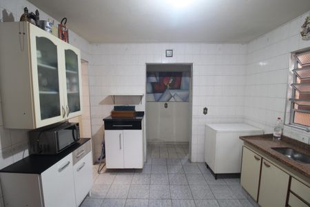 Casa à venda com 150m², 3 quartos e 2 vagasCasa 2 - Sala / Cozinha