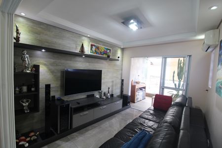 Casa à venda com 150m², 3 quartos e 2 vagasSala